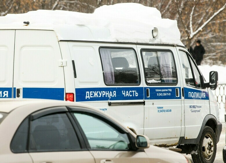 Изображение Дорожный конфликт в Екатеринбурге закончился дракой и порчей автомобиля