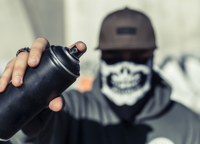 Изображение Драка в автобусе в Москве закончилась распылением перцового баллончика