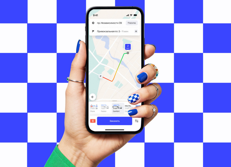 Весной в России запустят новый сервис такси