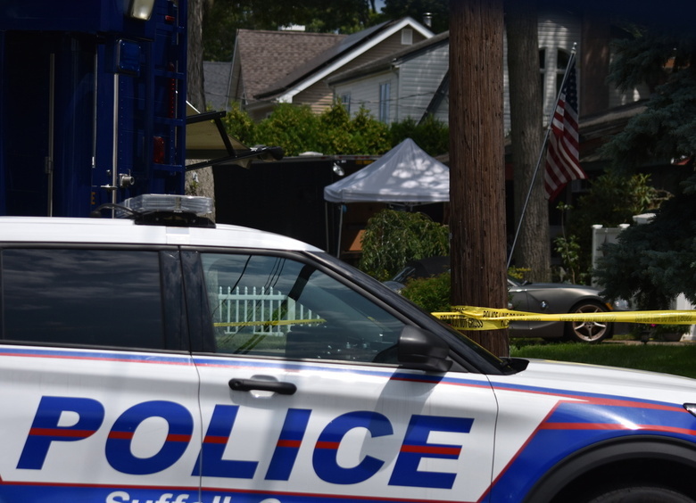 Изображение 12-летний мальчик угнал машину родителей, потому что опоздал на школьный автобус