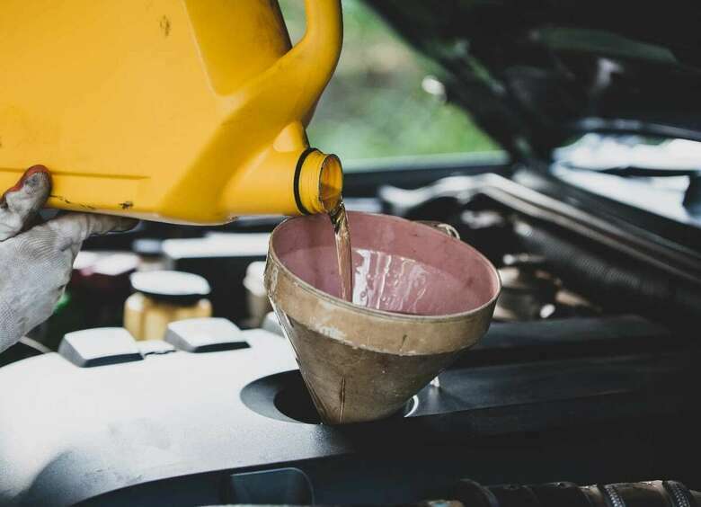 Как вязкость моторного масла влияет на защиту двигателя