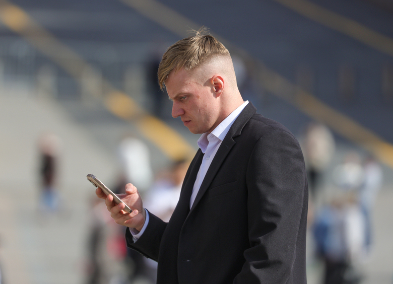 Изображение Тишина в эфире: цифровой детокс для занятого мужчины