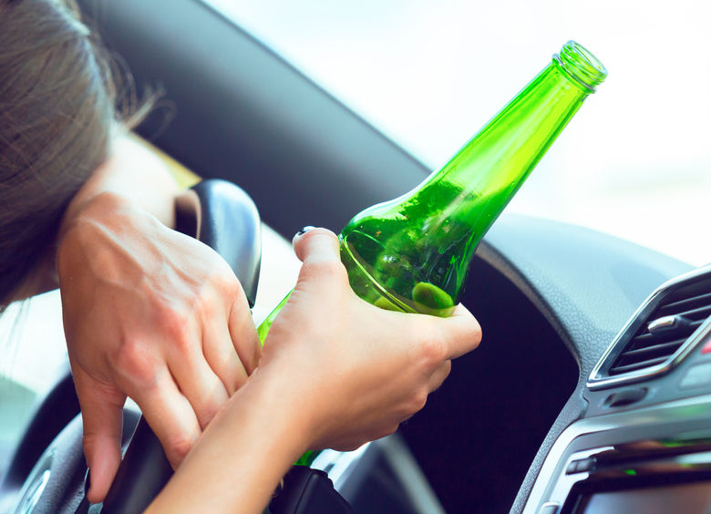 Изображение Женщина «обмыла» новенький авто и тут же лишилась «прав» за «пьяное» вождение