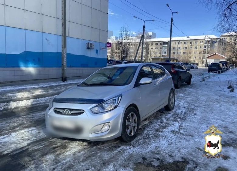 Изображение Угонщик в Иркутске выдал себя, припарковав автомобиль не на том месте