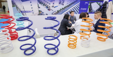 Автооксюморон: запчасти в России дешевеют, но дорожают