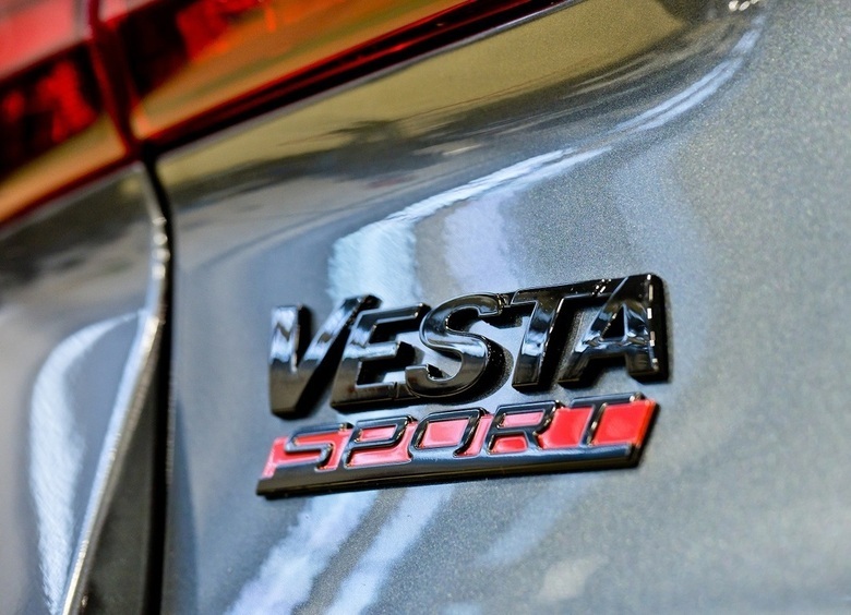 Изображение Новая LADA Vesta Sport встала на конвейер