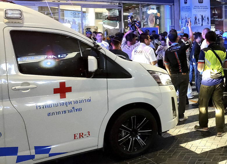 Изображение Ревнивая женщина собрала бомбу и попыталась взорвать авто любовницы мужа