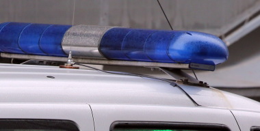 В Кызыле пьяный водитель заблокировался в машине