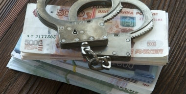 Московский бизнесмен лишился 36 млн рублей из-за проколотого колеса