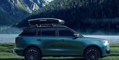 Рассекречены цены и комплектации кроссовера Jaecoo J6 для России