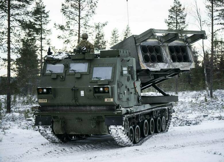 Брат «Химеры»: почему американские M270 MLRS так долго «живут» на Украине