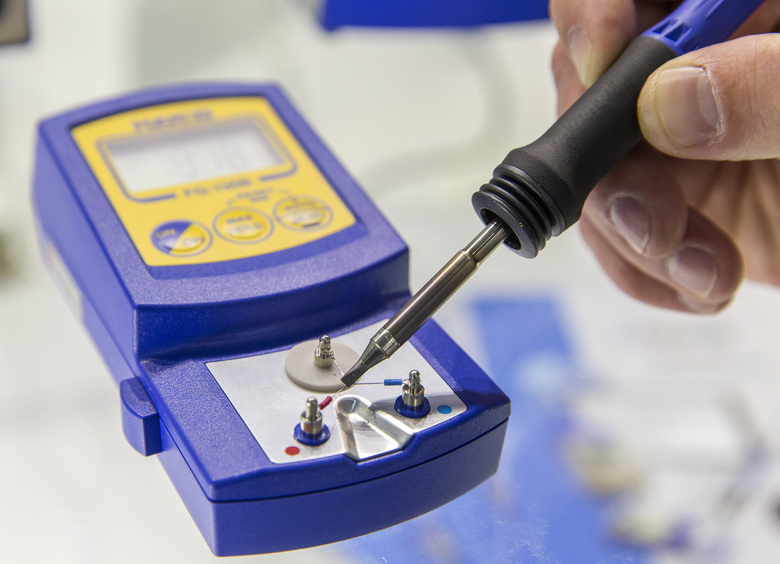 Изображение Пайка для взрослых: как вернуть к жизни наушники или зарядку для смартфона