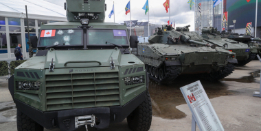 Иду на рекорд: Канада отправит на Украину сотни новых броневиков