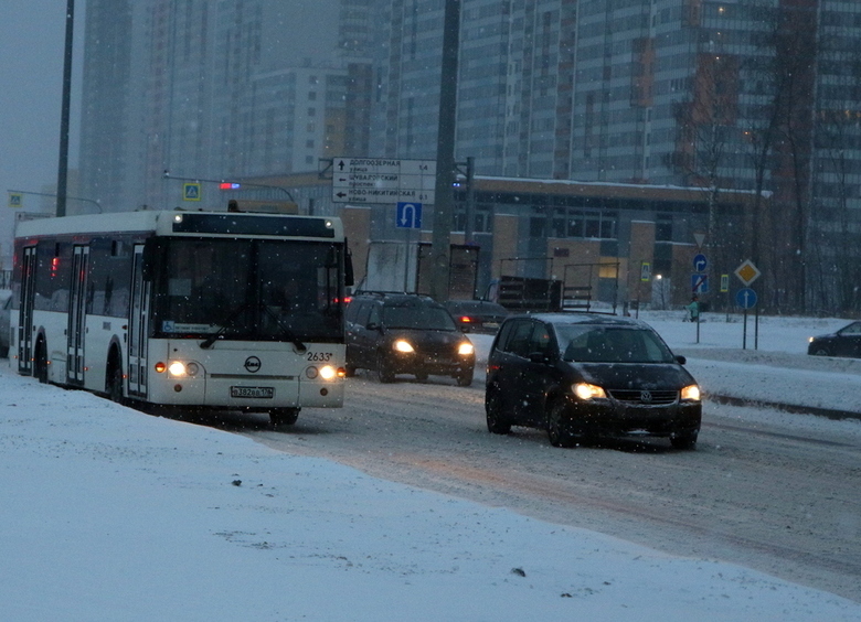 Изображение Конфликт кондуктора с школьниками в Санкт-Петербурге закончился стрельбой