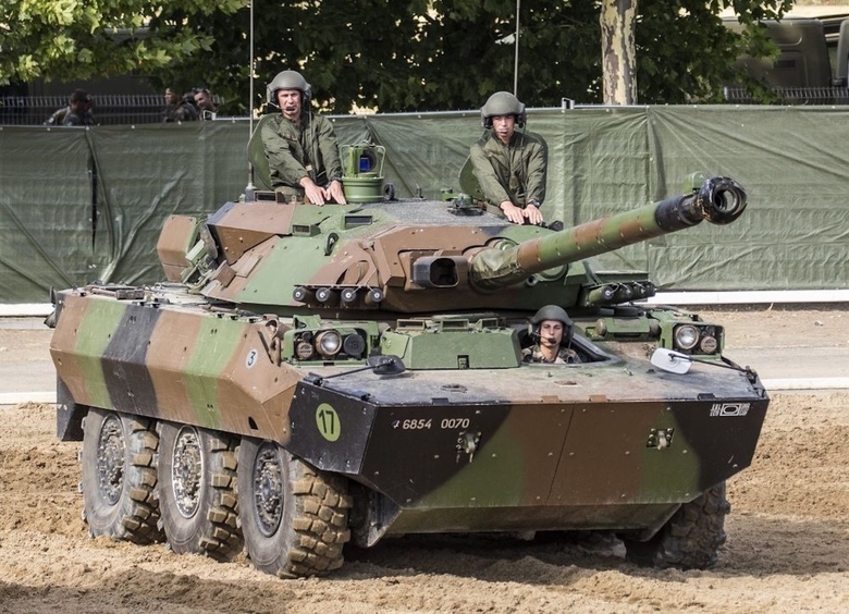 Исподтишка: почему французские AMX-10RC до сих пор стоят на вооружении ВСУ