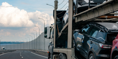 Импорт новых легковушек в Россию снизился на 7%