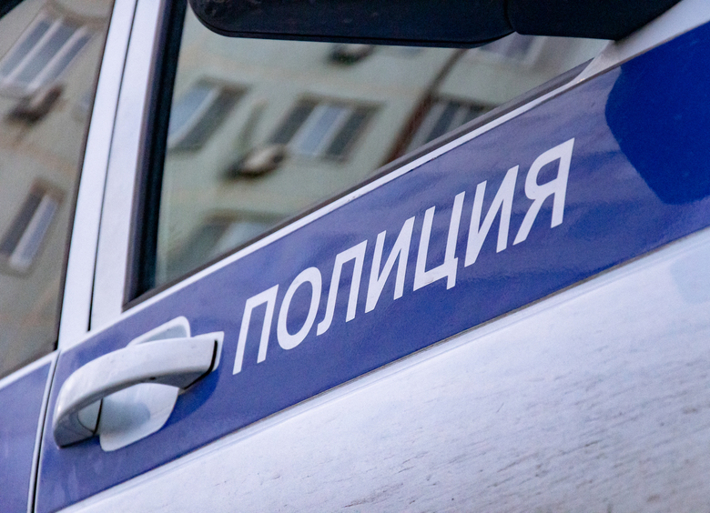 Изображение Пьяные мужчины не захотели ждать автобус и угнали ВАЗ-21061