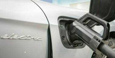 Российские продажи электрокаров и заряжаемых гибридов взлетели на 71%