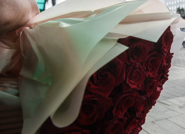 Изображение «Романтичный» автоугонщик из Благовещенска лишился свободы из-за букета цветов