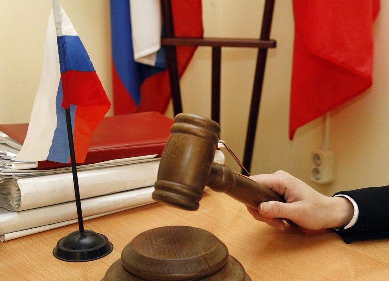 Изображение Мужчина не смог отсудить у бывшей девушки подаренный автомобиль