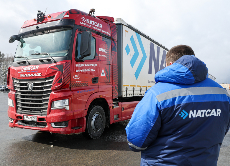 Беспилотные автомобили выпустят на российские дороги без человека внутри