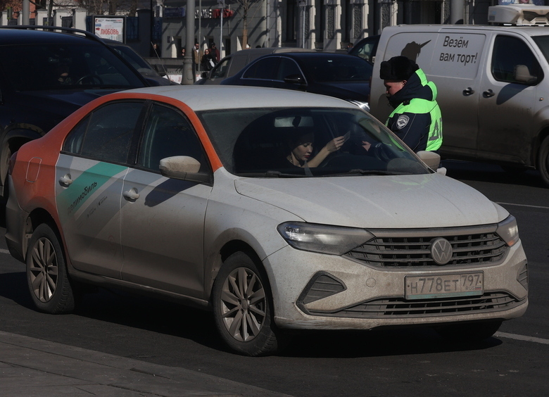 Изображение В Москве стали меньше любить каршеринговые автомобили