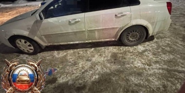 В Уфе сбитую на переходе девочку отбросило на встречную машину