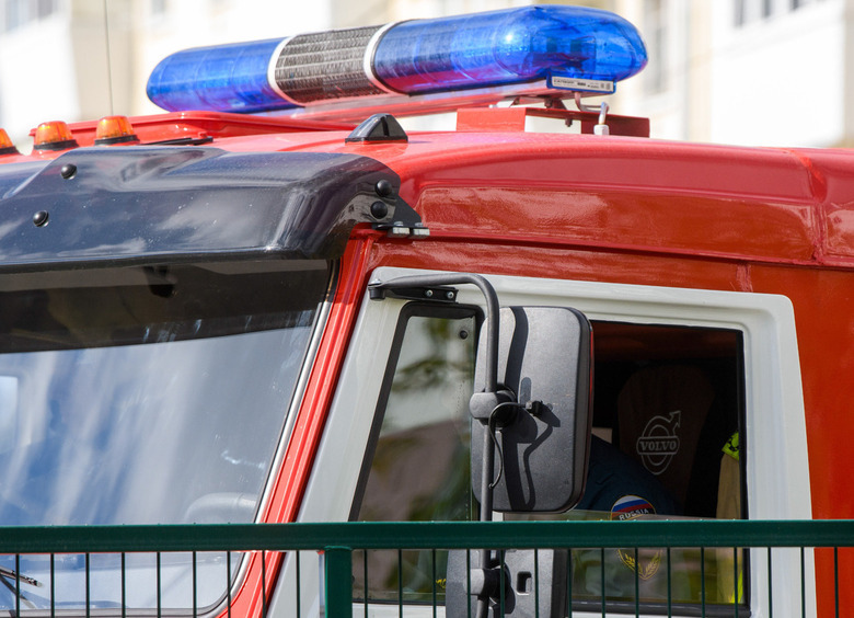 Изображение В Новокузнецке женщина подожгла полицейский автомобиль