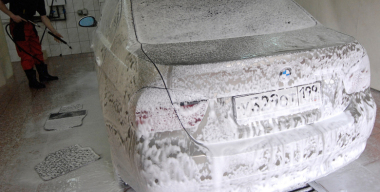 Мойка машины во дворе может обернуться штрафом до 250 тысяч рублей