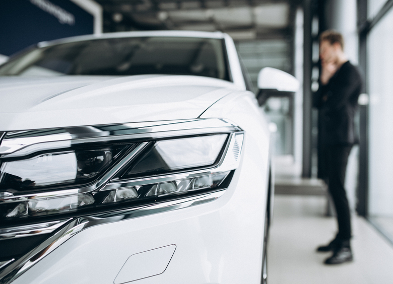 Изображение В России изменились цены новых автомобилей шести брендов