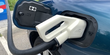 Российские продажи новых электромобилей выросли на 23%