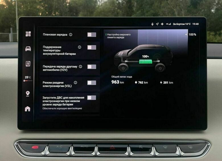 Черный экран: почему в машине неожиданно отключается модная сенсорная магнитола