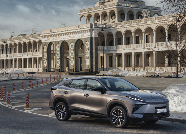 Модный приговор: первый тест-драйв кардинально обновленного кроссовера-фастбэка Omoda C5