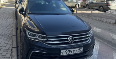 Российским водителям разрешат бронировать «красивые» номера на «Госуслугах»