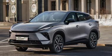 Модный приговор: первый тест-драйв кардинально обновленного кроссовера-фастбэка Omoda C5