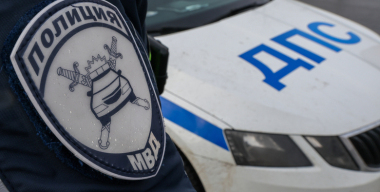 Водитель без «прав» и его родственник напали на экипаж ГАИ