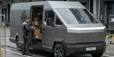 В России начали ходовые испытания отечественного фургона «Руссо-Балт» Ф200