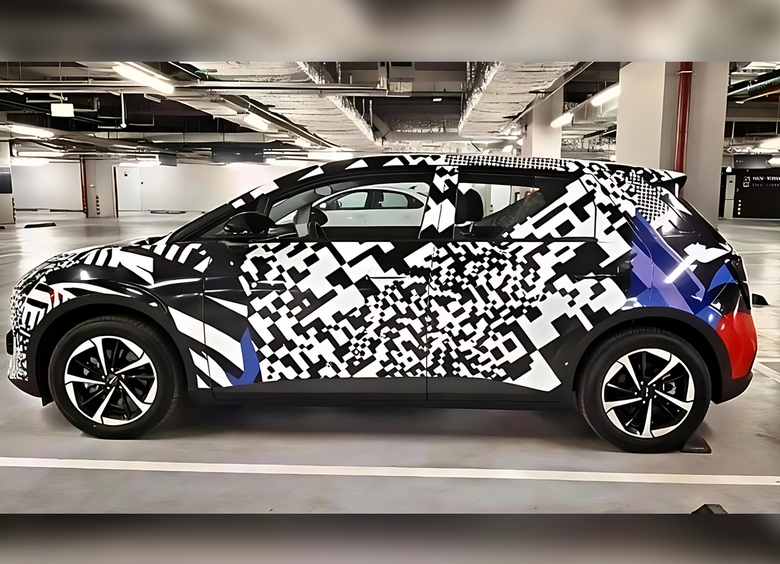 Изображение В России заметили электрический хетчбэк Umo 3