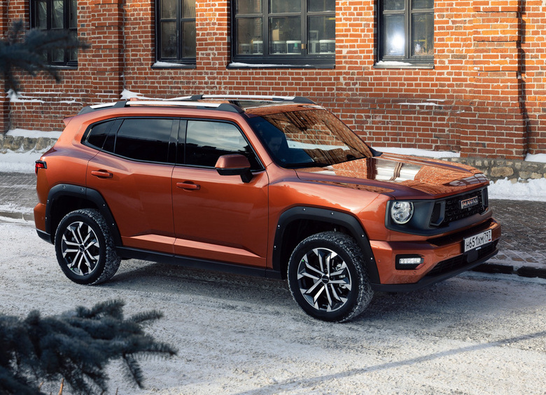 Повышение класса: тест-драйв обновленных кроссоверов Haval H3 и H7