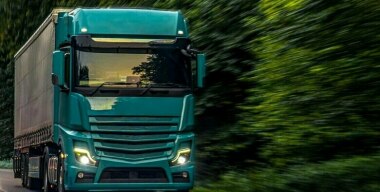 Останутся только гранды: рынок комтранса мчится к мощному переделу