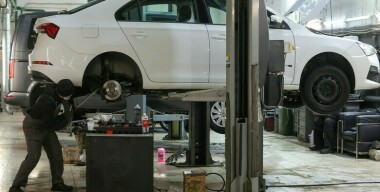 Переобуть машину — «обуть» водителя: как автовладельцев «разводят» на шиномонтаже