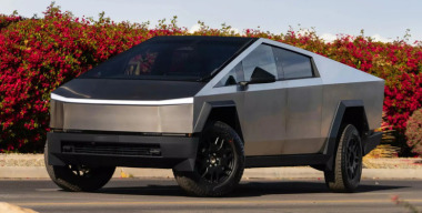 В России расширили список легковушек, облагаемых налогом на роскошь