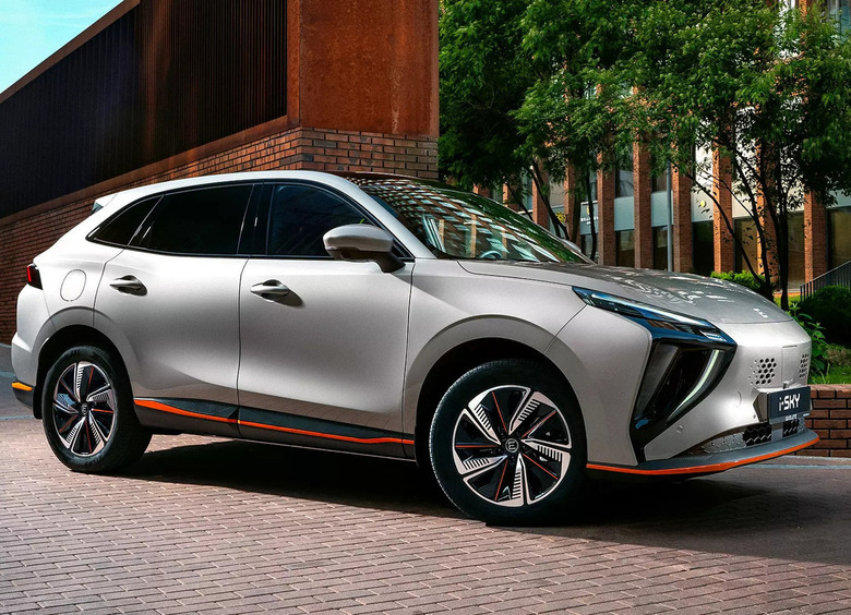 Изображение Российский рынок покидает электрический кроссовер Evolute i-Sky