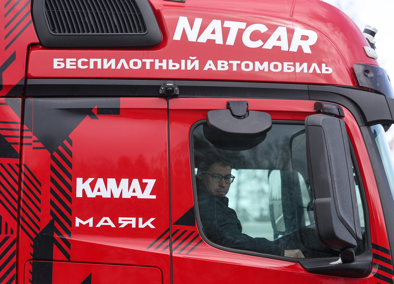 Трассу М-12 открыли для беспилотных грузовиков