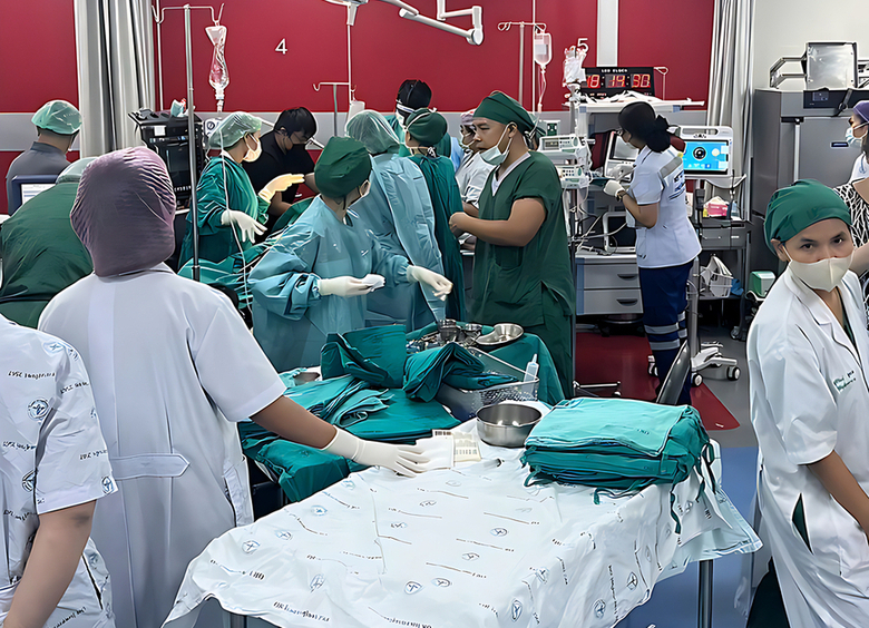 Изображение Российская модель впала в кому после ДТП на байке в Таиланде