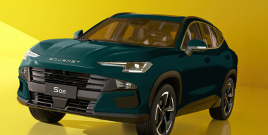 В России начались официальные продажи кроссовера Soueast S06