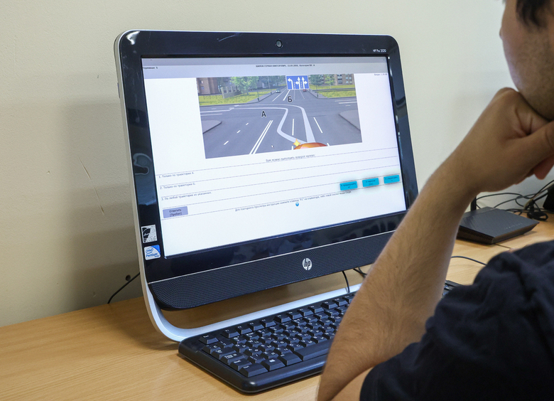 Изображение Выпускник автошколы пришел на экзамен в ГАИ со «шпионским» оборудованием