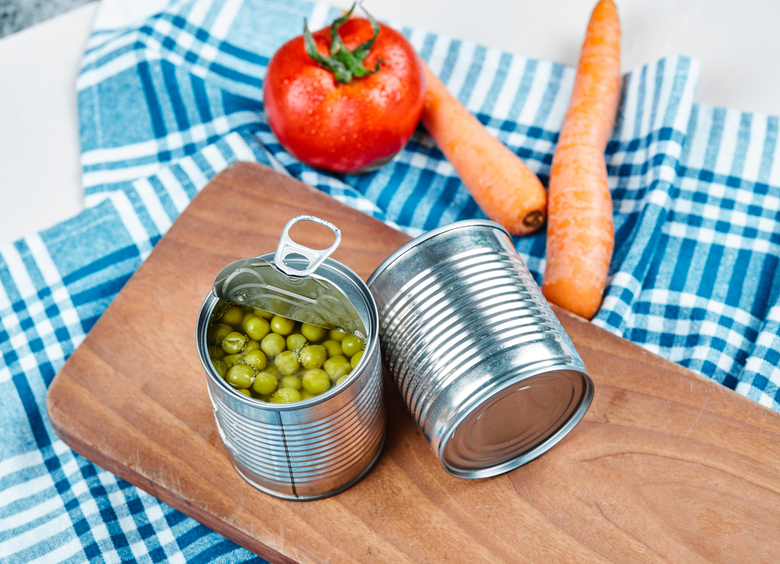 Изображение Как открыть консервную банку, если открывашка сломалась