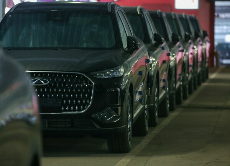 Российские продажи новых легковых авто выросли более чем на 30%