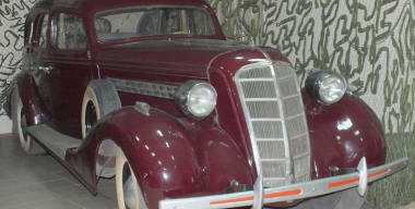 В Новосибирске за 160 млн рублей продают советский кабриолет